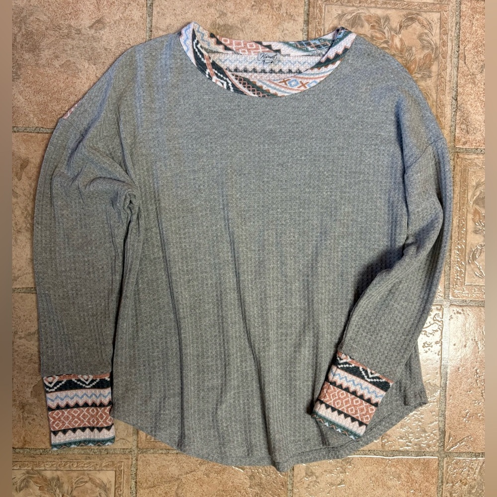 Kismet long sleeve top